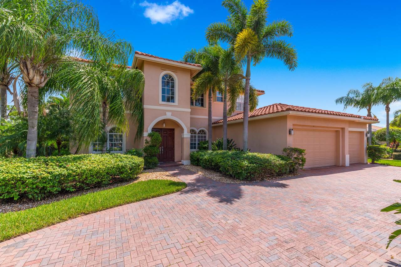 5005 Saint Creek Drive - Photo 1