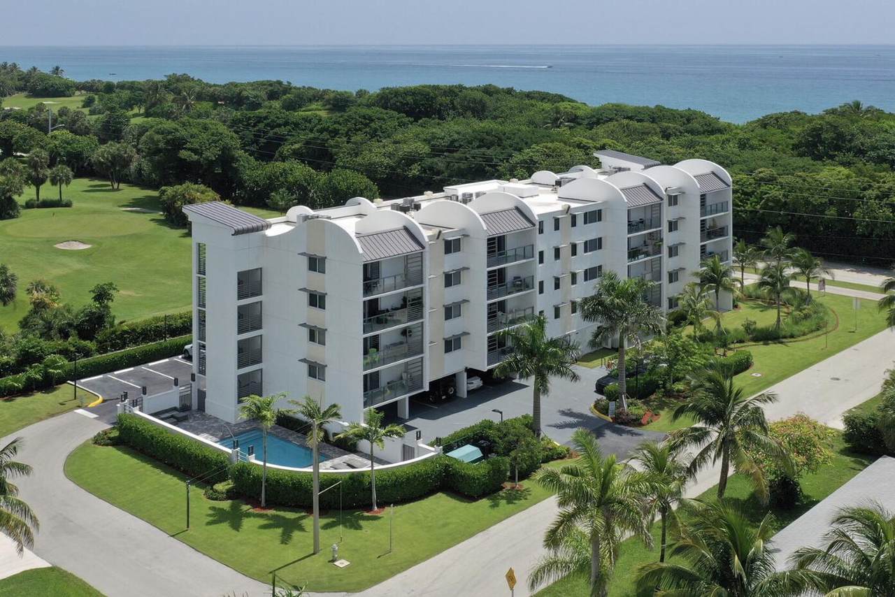 601 Ocean Boulevard - Photo 1
