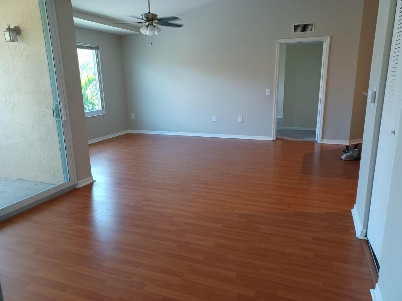 1118 Villa Circle - Photo 1