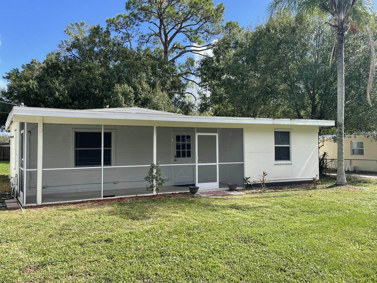 2512 Rolyat Street - Photo 1