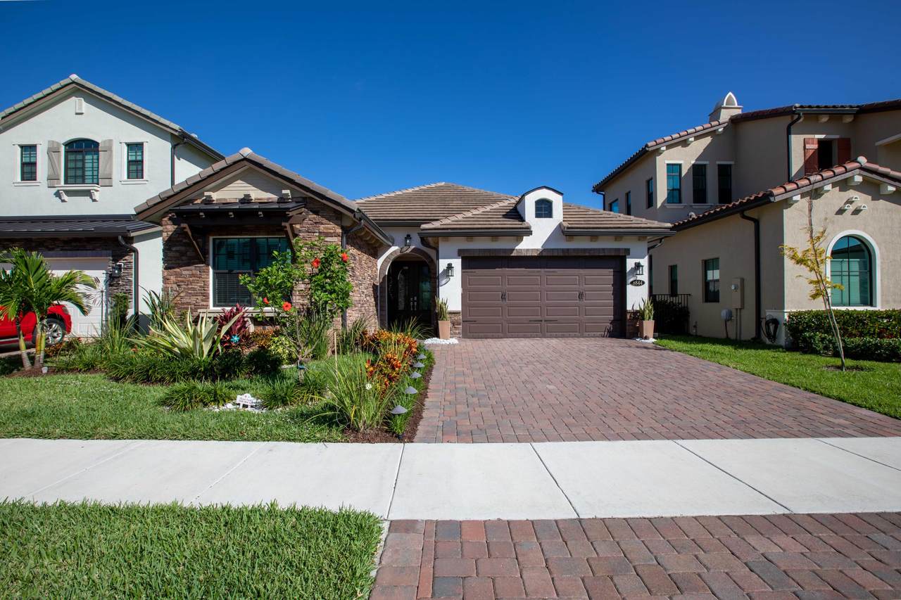 8844 Grand Prix Lane - Photo 1