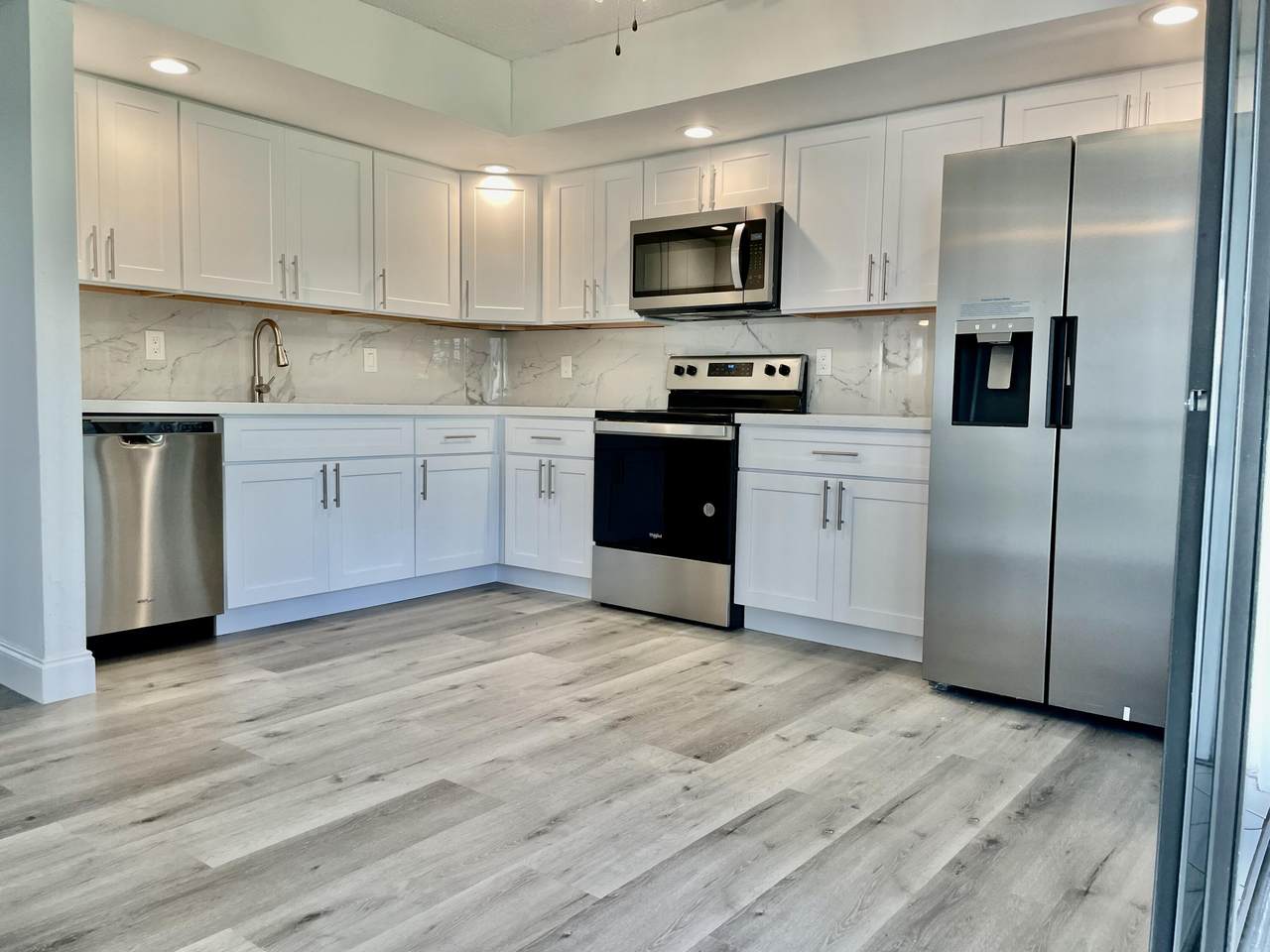 5220 Las Verdes Circle - Photo 1