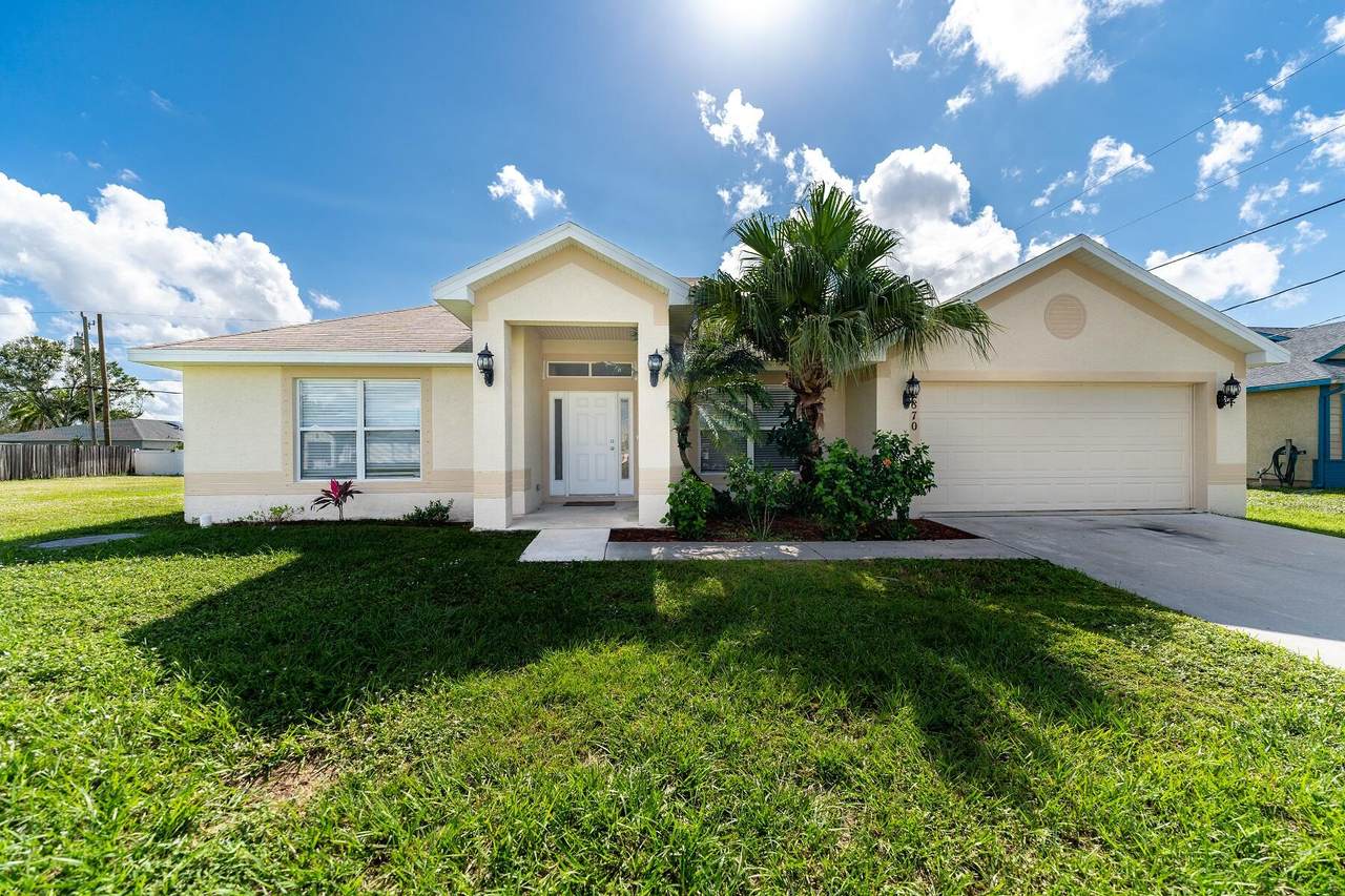 870 Mccoy Avenue - Photo 1