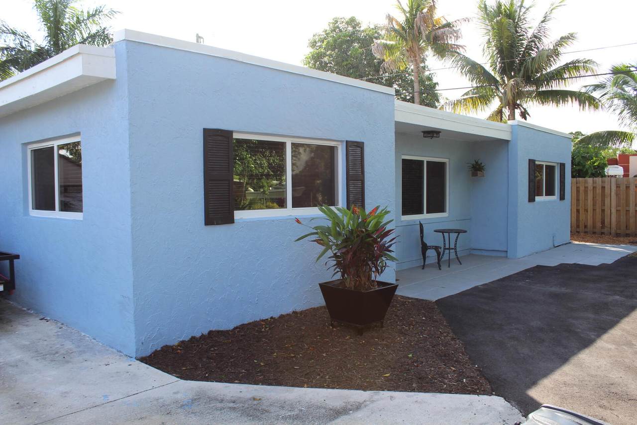 200 Lancaster Street - Photo 1