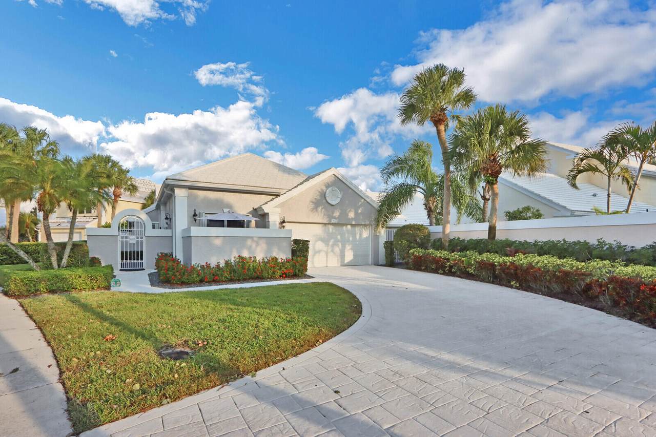 21 Windsor Lane - Photo 1
