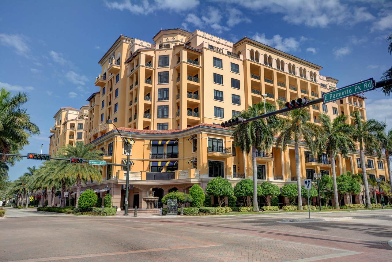 200 Palmetto Park Road - Photo 1