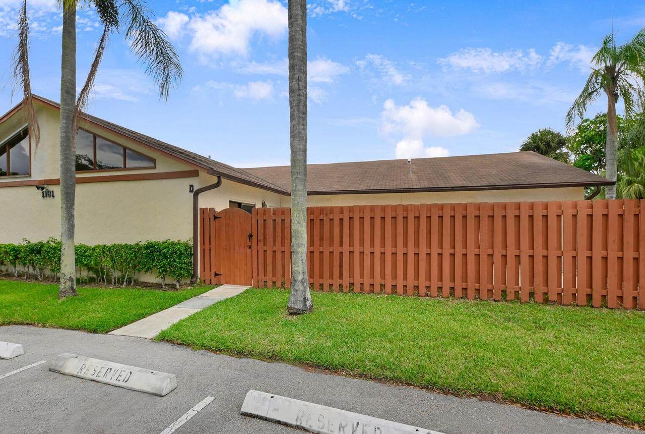 1181 Summit Place Circle - Photo 1