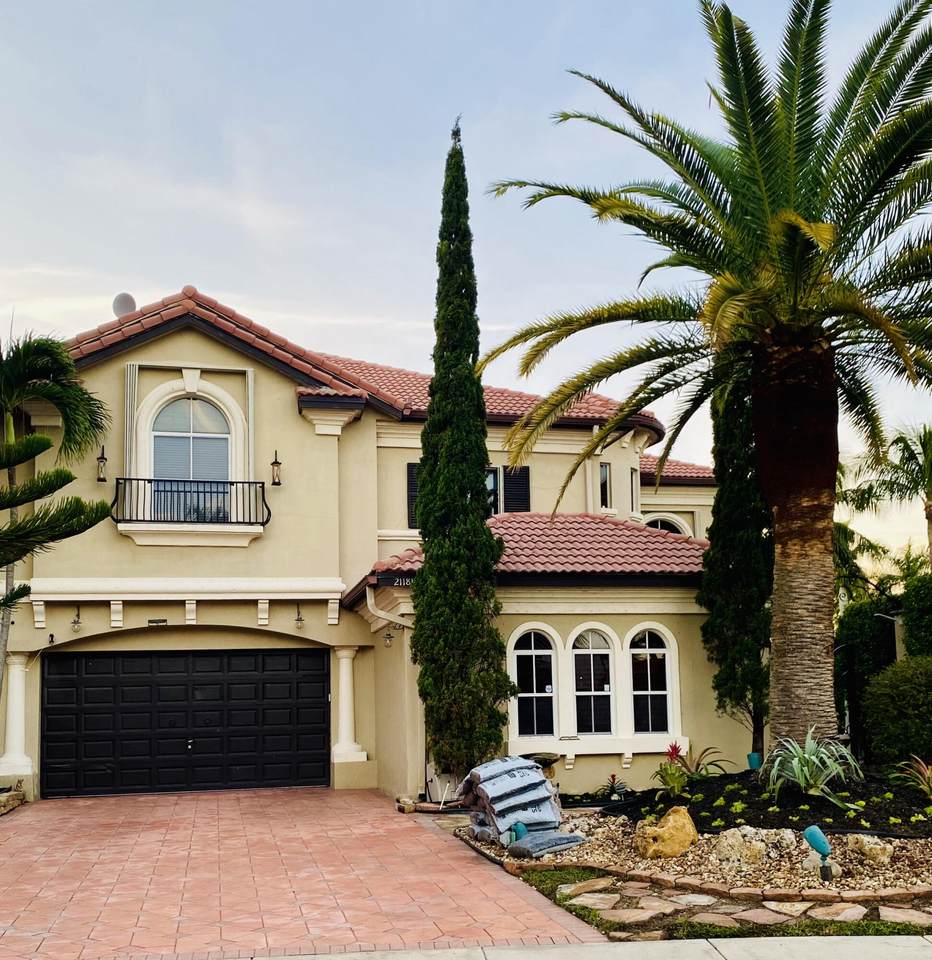 21181 La Vista Circle - Photo 1