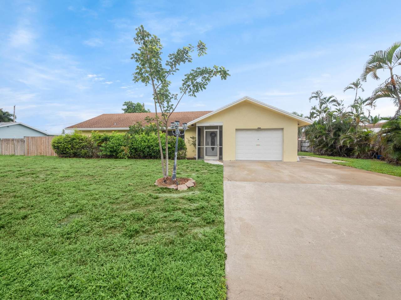 3059 Tropical Trail - Photo 1