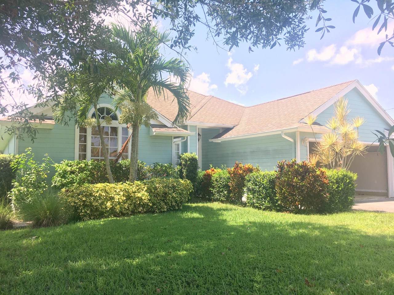 2542 Choctaw Street - Photo 1