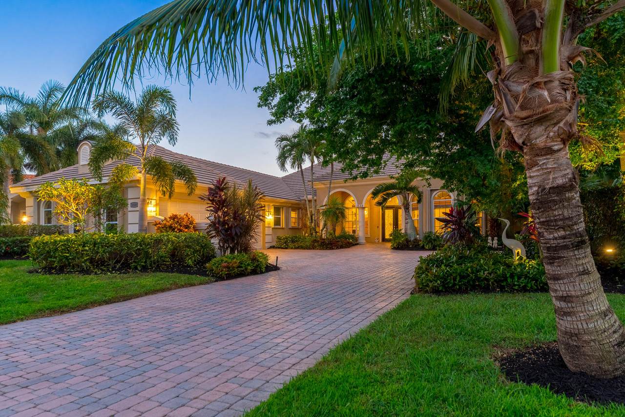 1528 Ballantrae Court - Photo 1