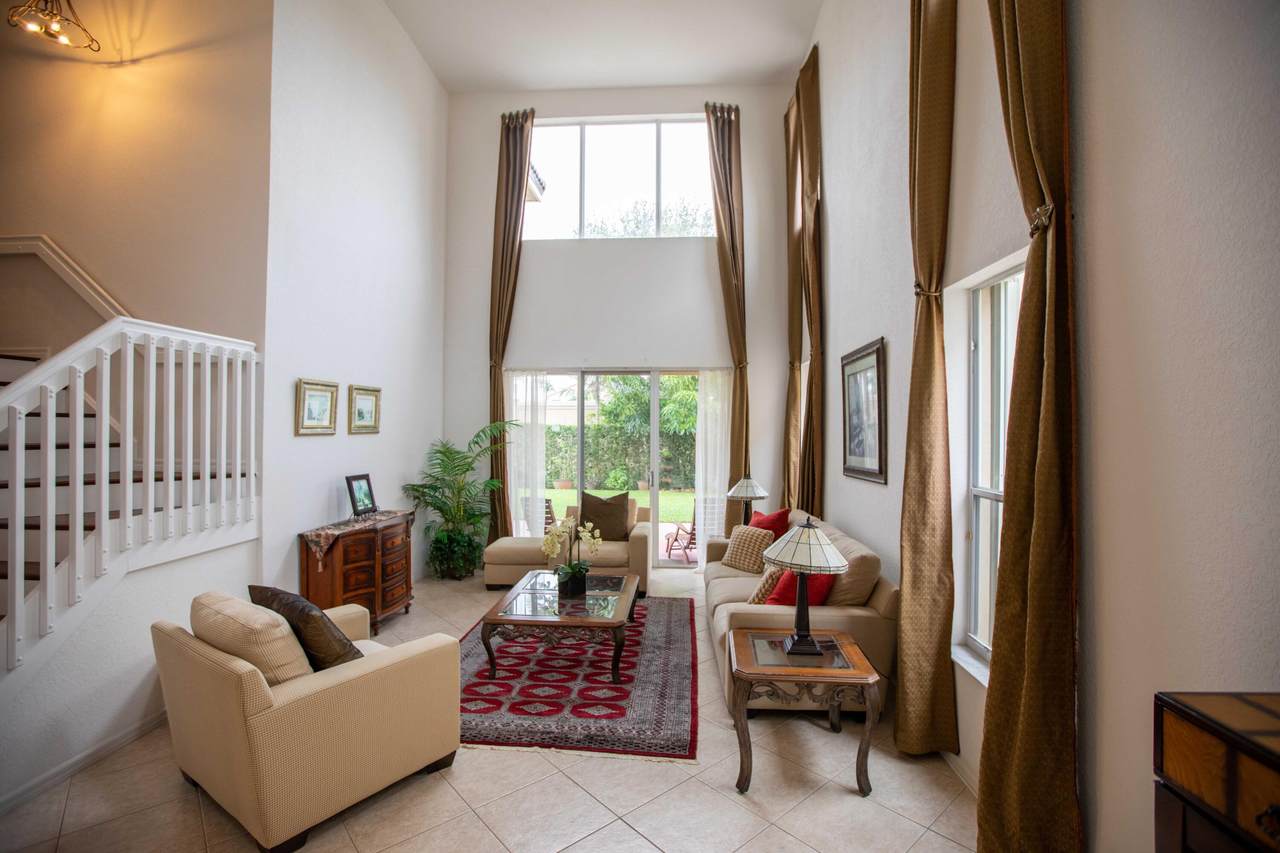 15541 18th Street - Photo 1