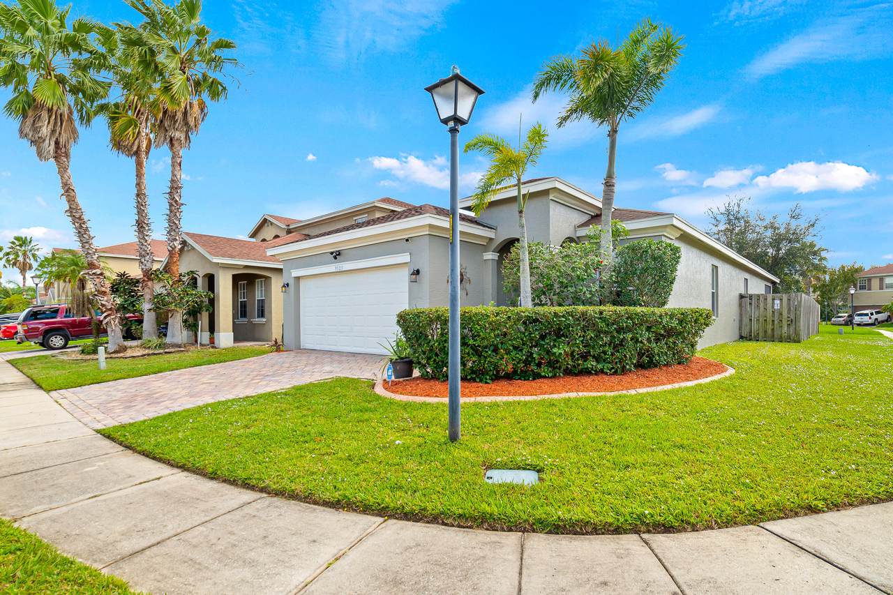 9525 Portside Drive - Photo 1