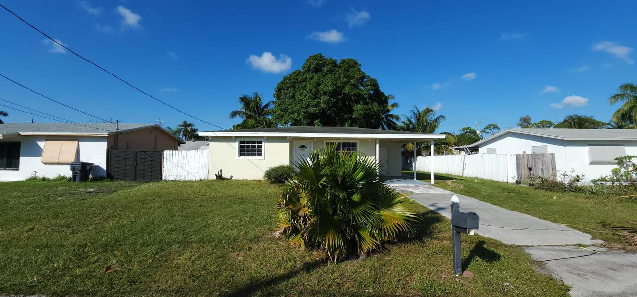 4351 Wilkinson Drive - Photo 1
