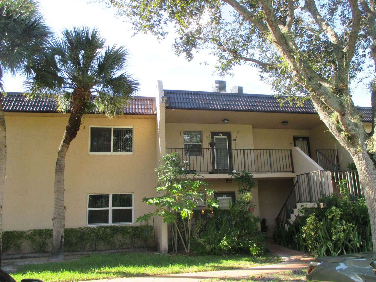 112 Lake Constance Drive - Photo 1