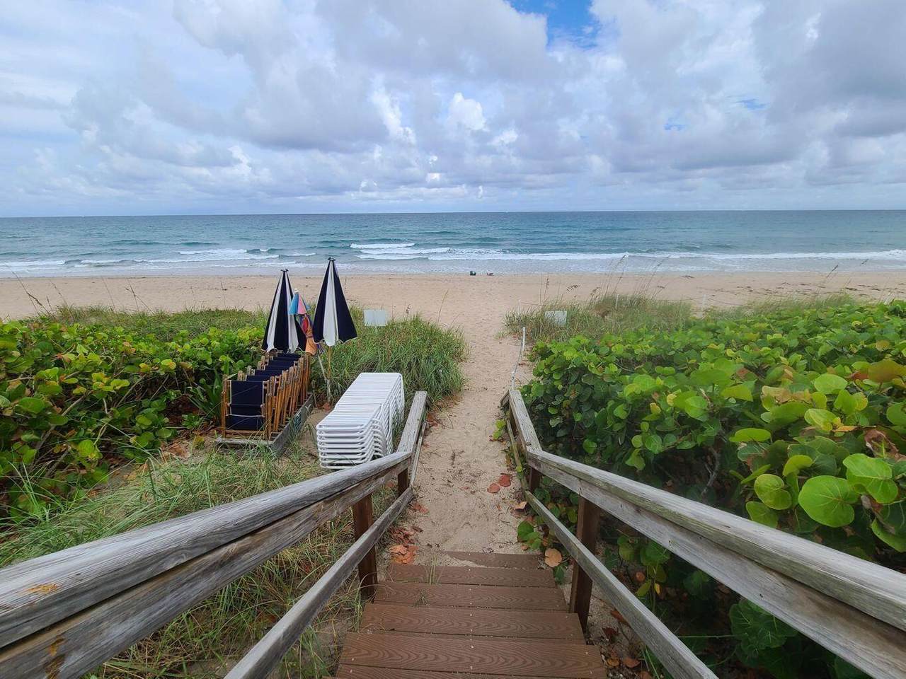 3851 Ocean Boulevard - Photo 1