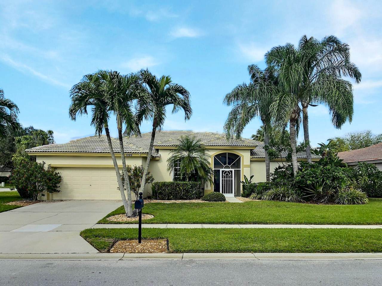 11199 Winding Pearl Way - Photo 1
