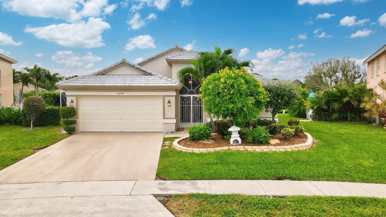8708 Windy Circle - Photo 1