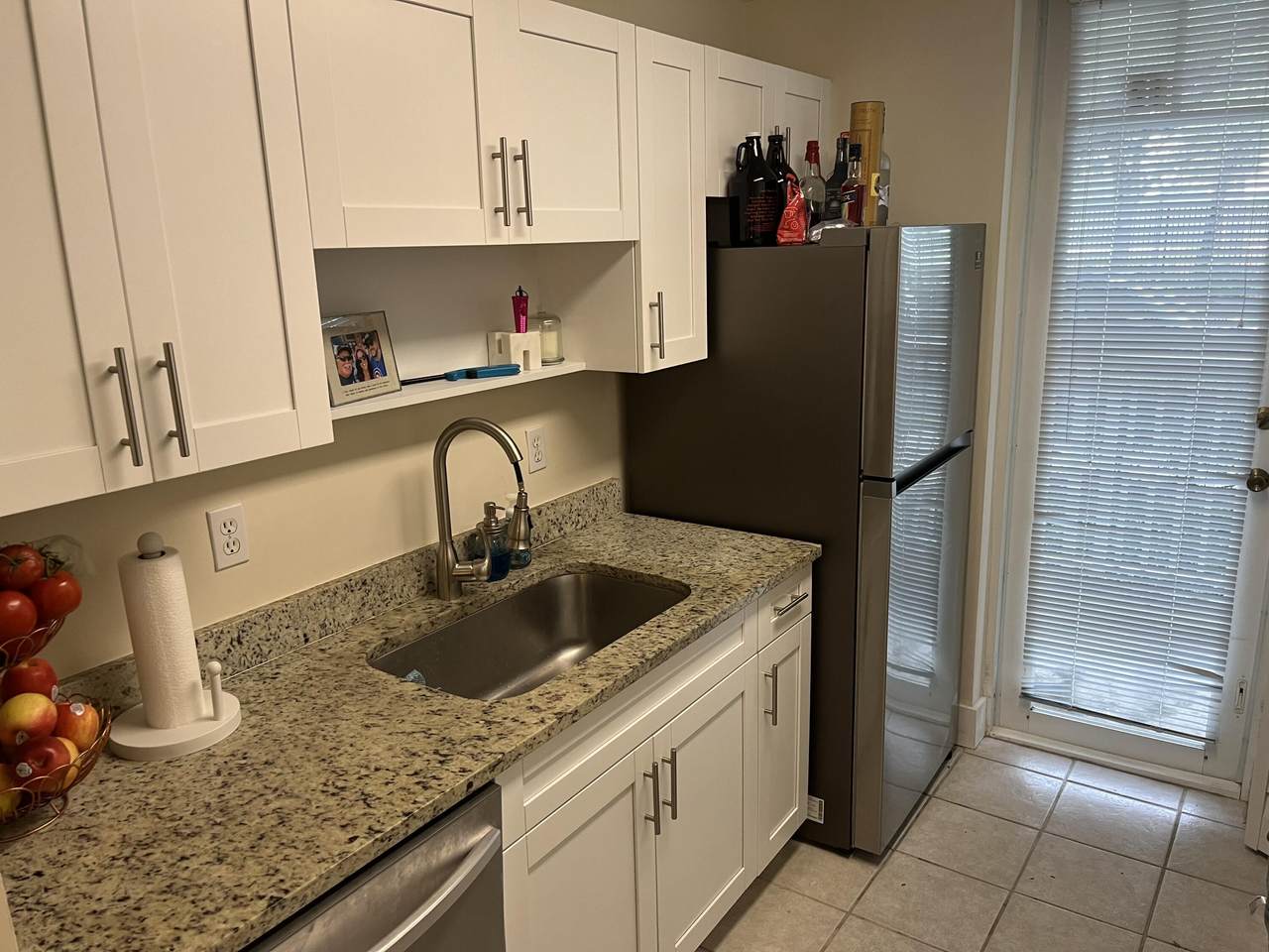 1152 University Boulevard - Photo 1