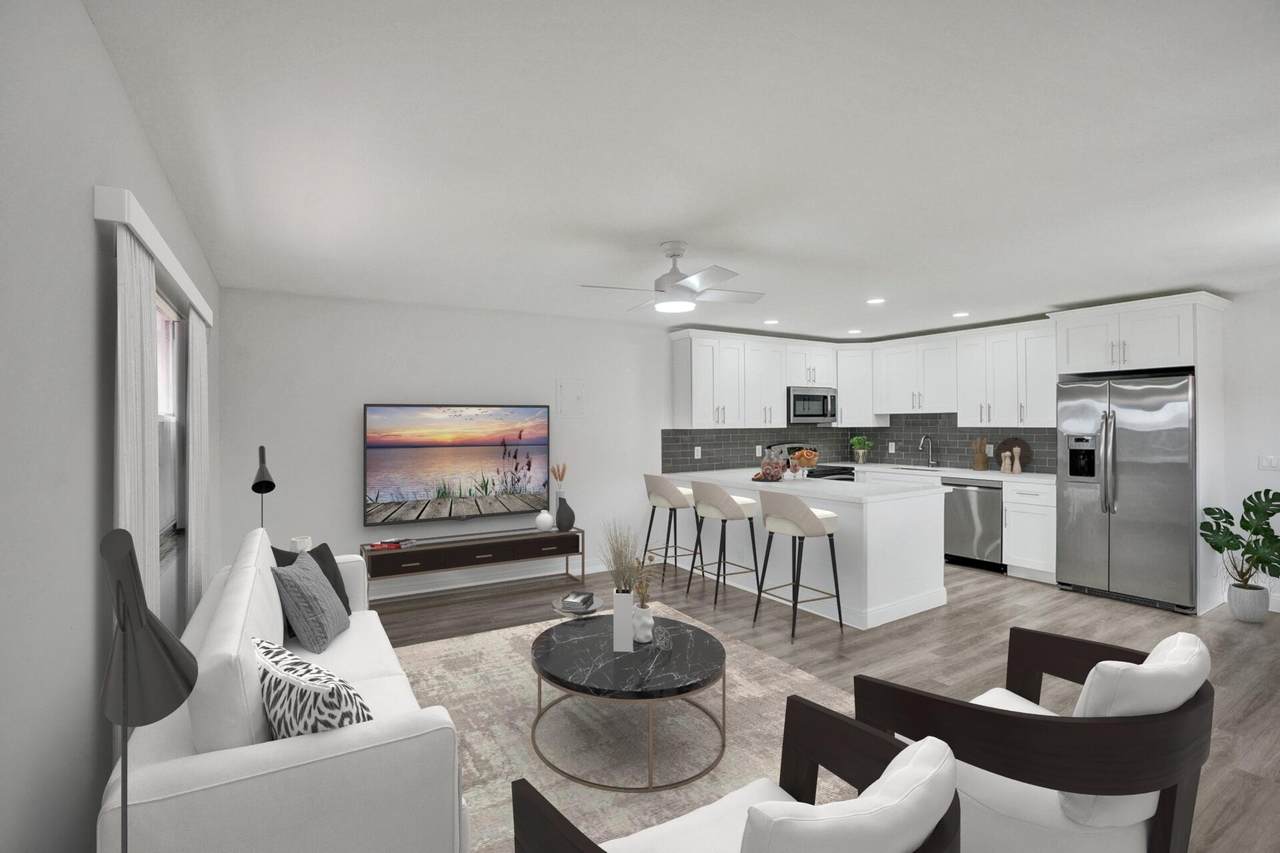 283 Seville L - Photo 1