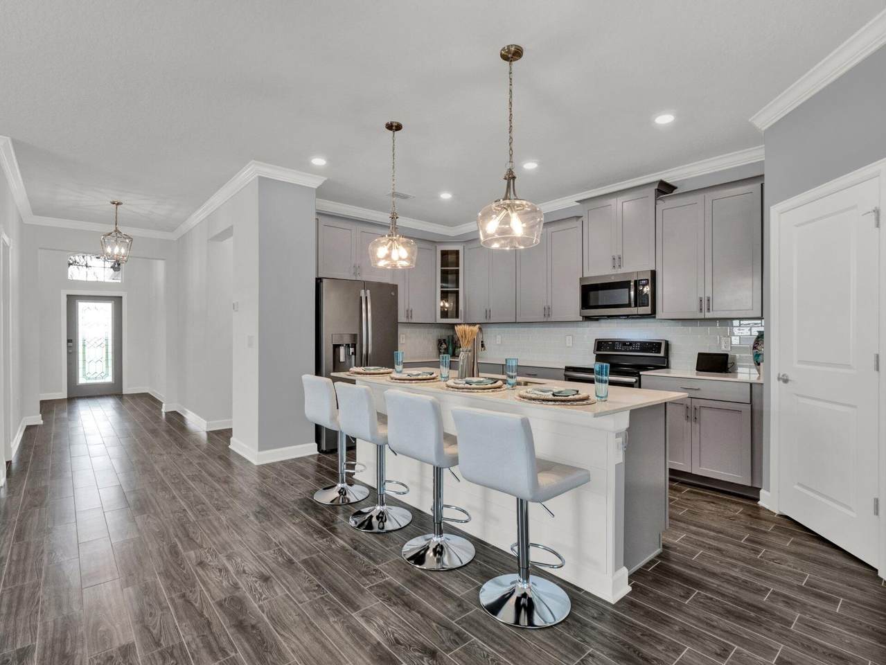 2089 Lake Side Avenue - Photo 1