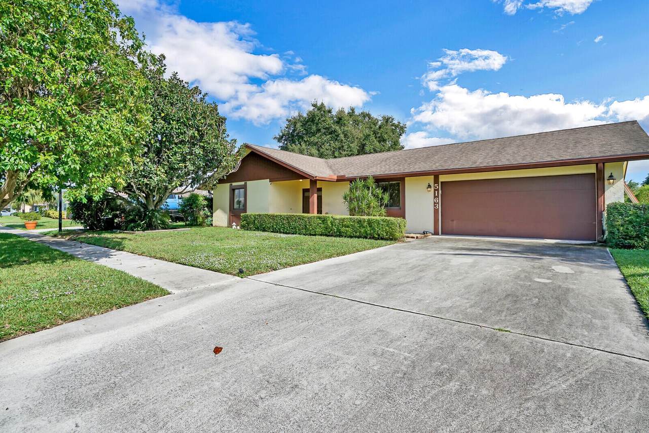 5163 Woodstone Circle - Photo 1