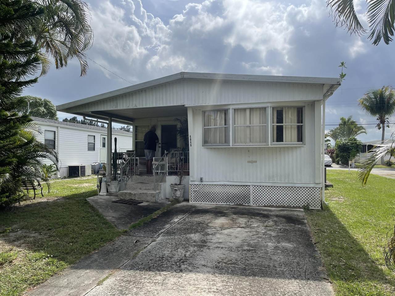 4048 88th Court - Photo 1