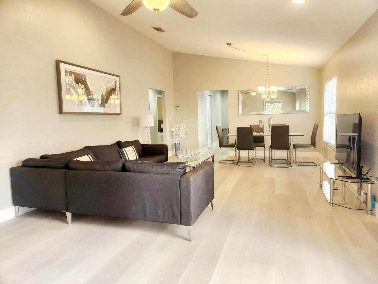 526 Southridge Road - Photo 1