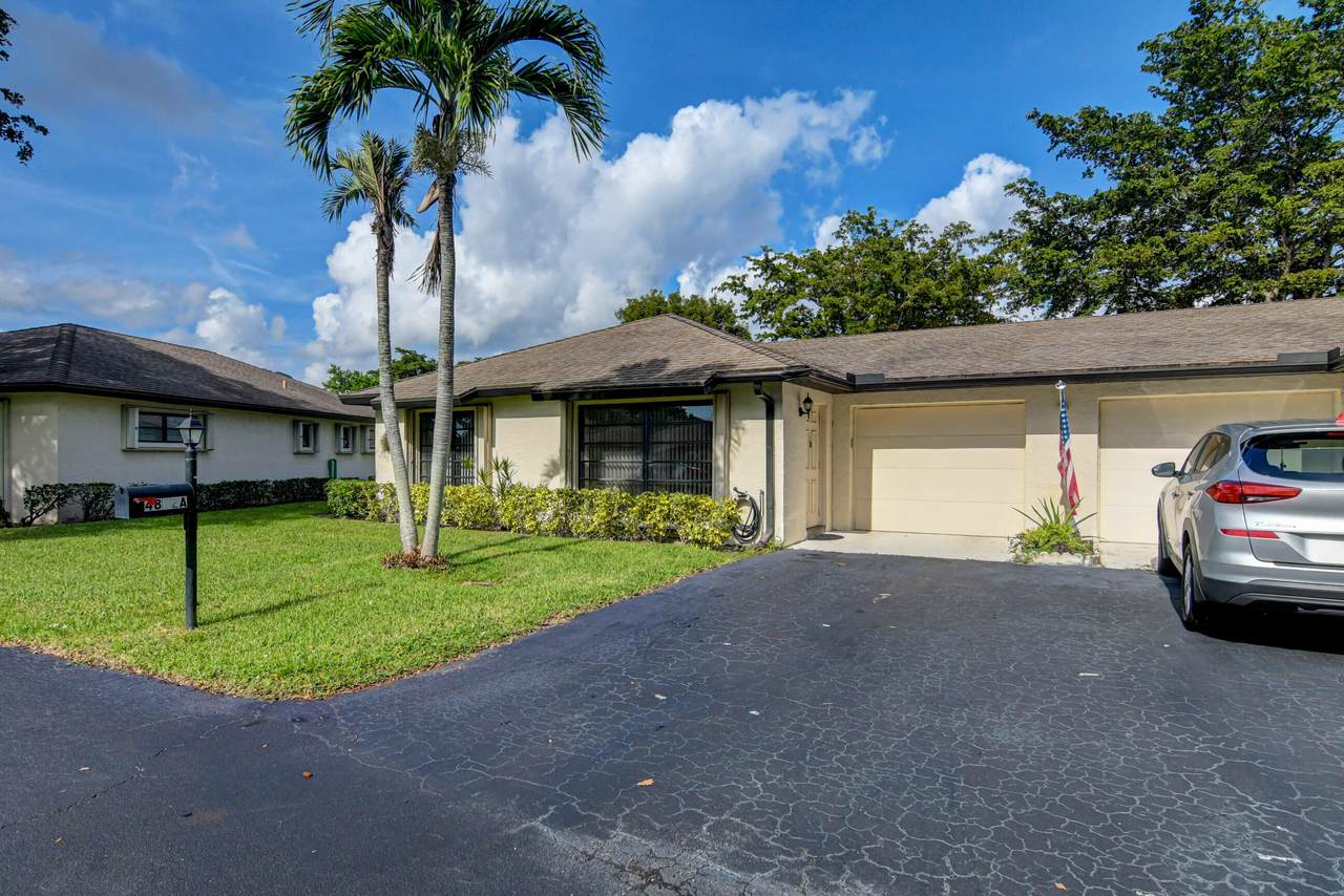 4832 Equestrian Circle - Photo 1