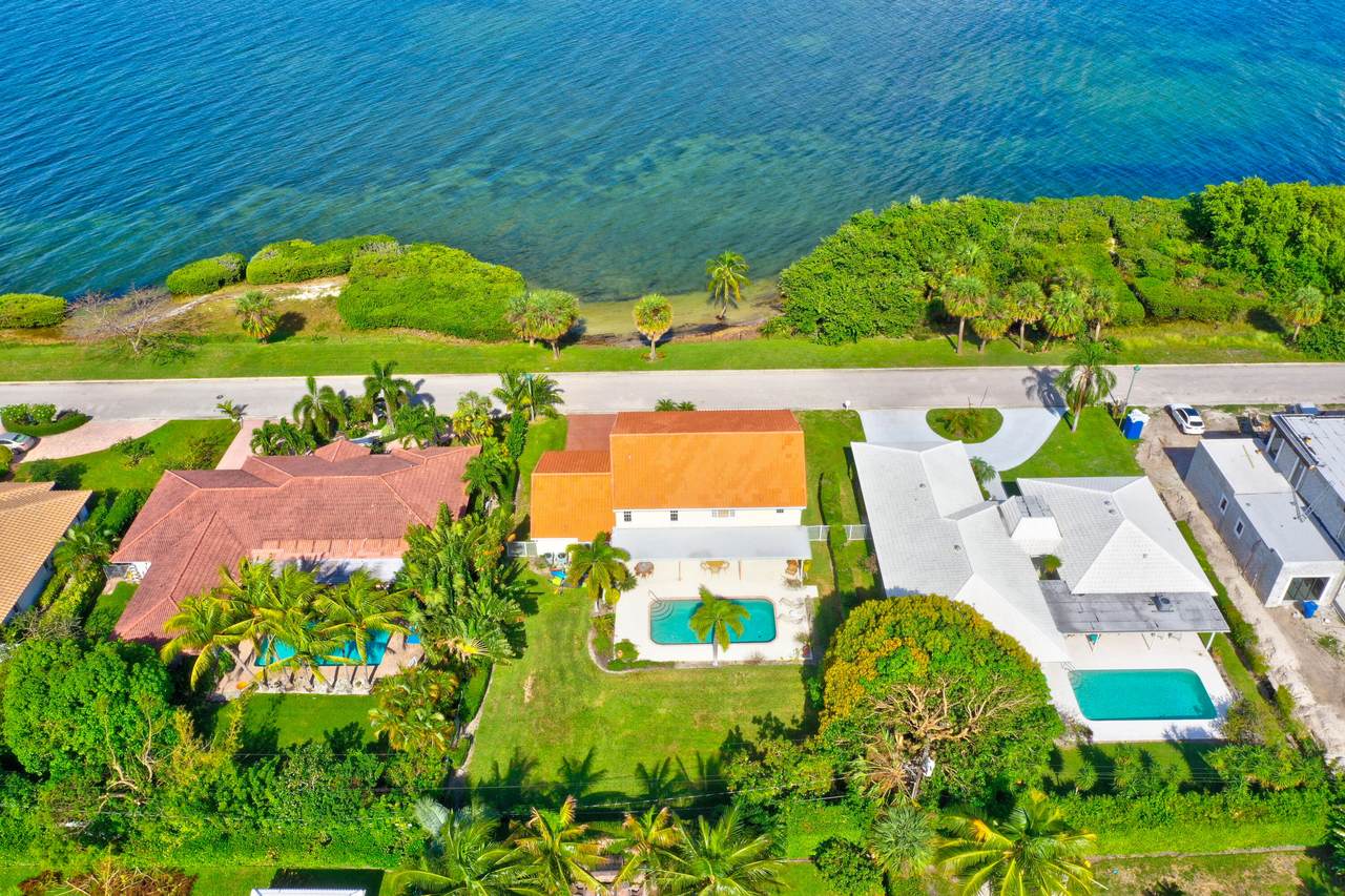 1141 Pine Point Road - Photo 1