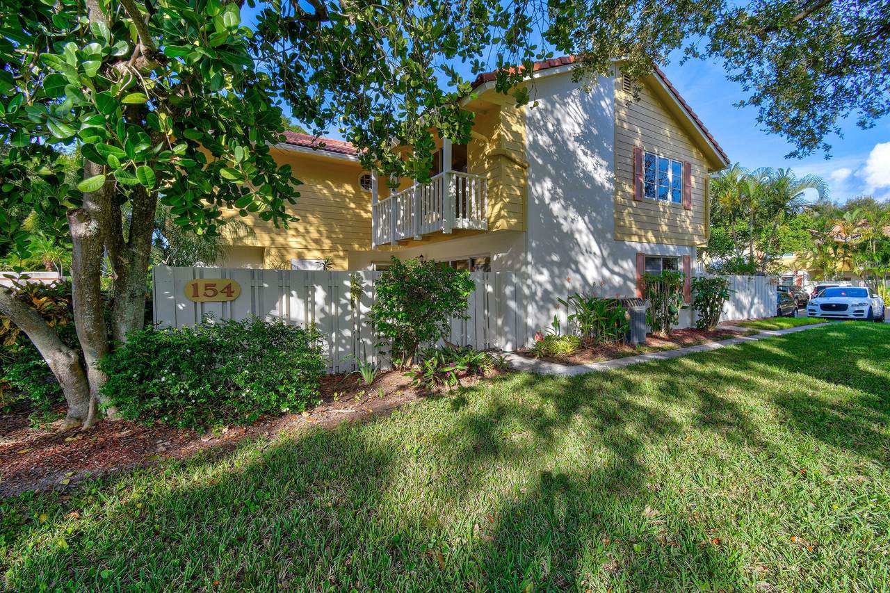 154 Seabreeze Circle - Photo 1