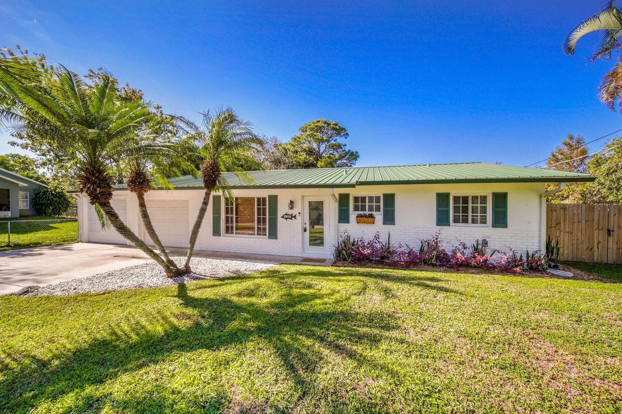 6280 Lake Cir Drive - Photo 1