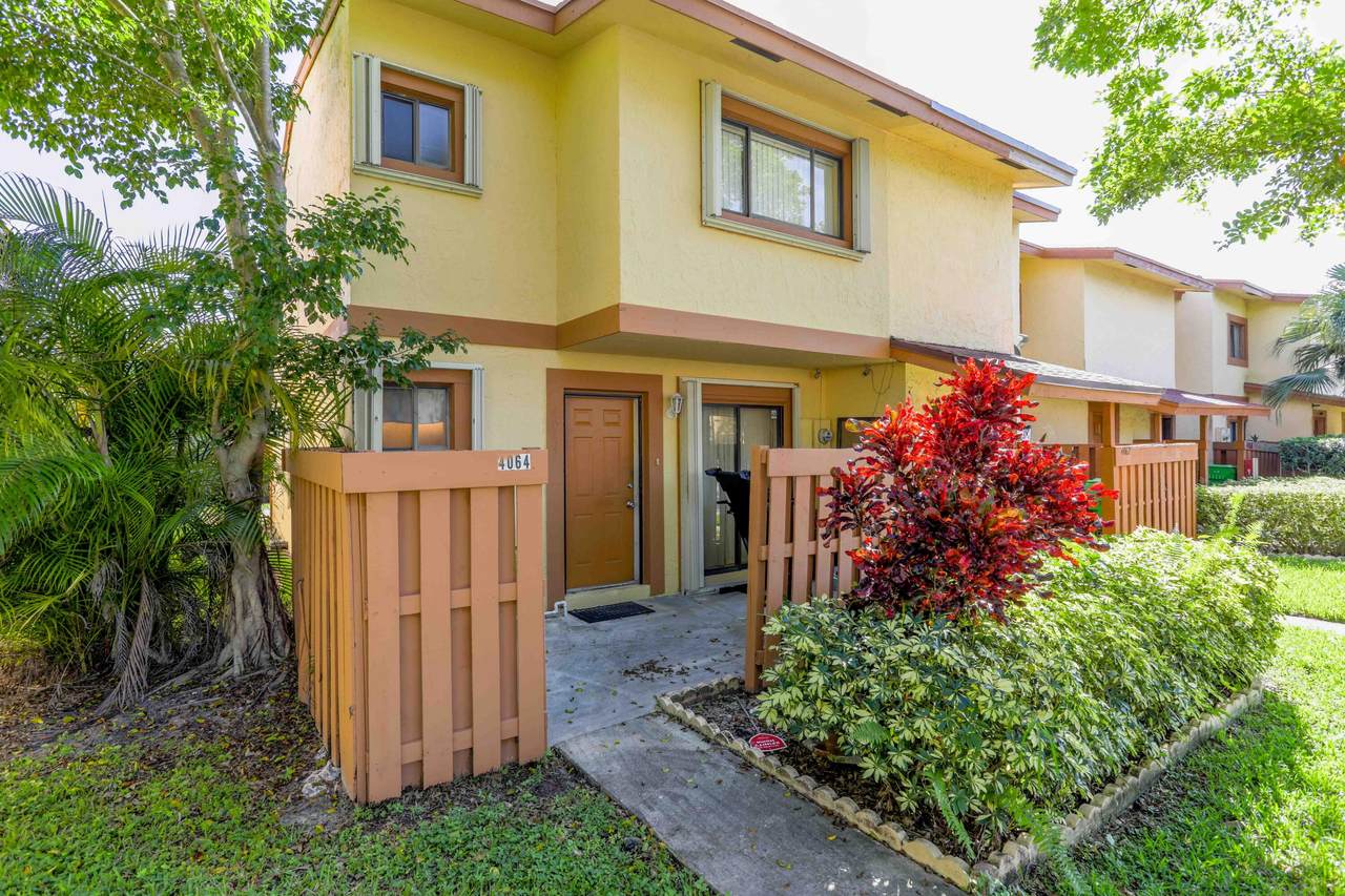 4064 Sierra Terrace - Photo 1