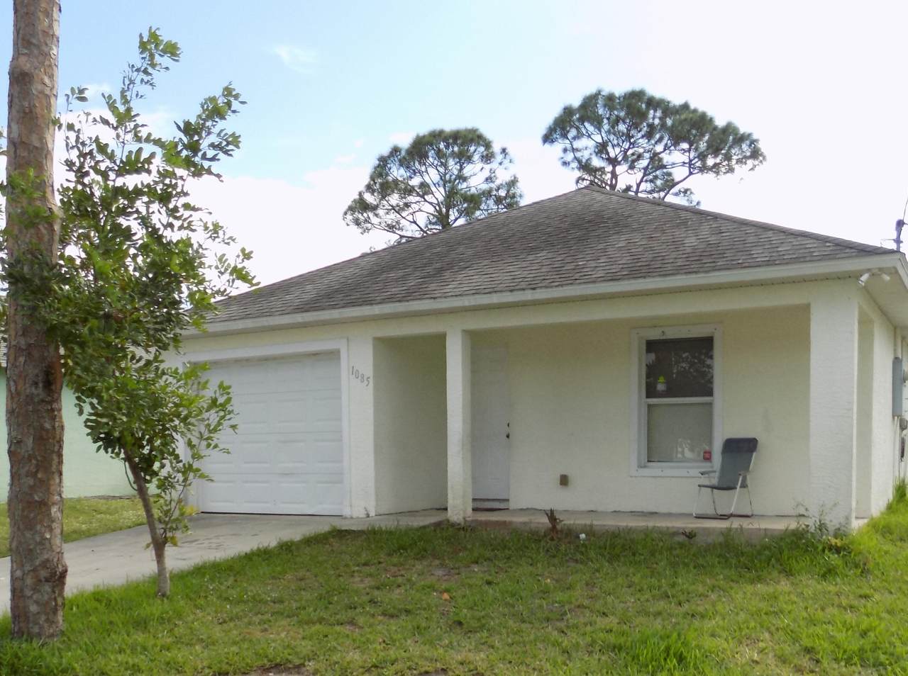 1085 11th Street - Photo 1