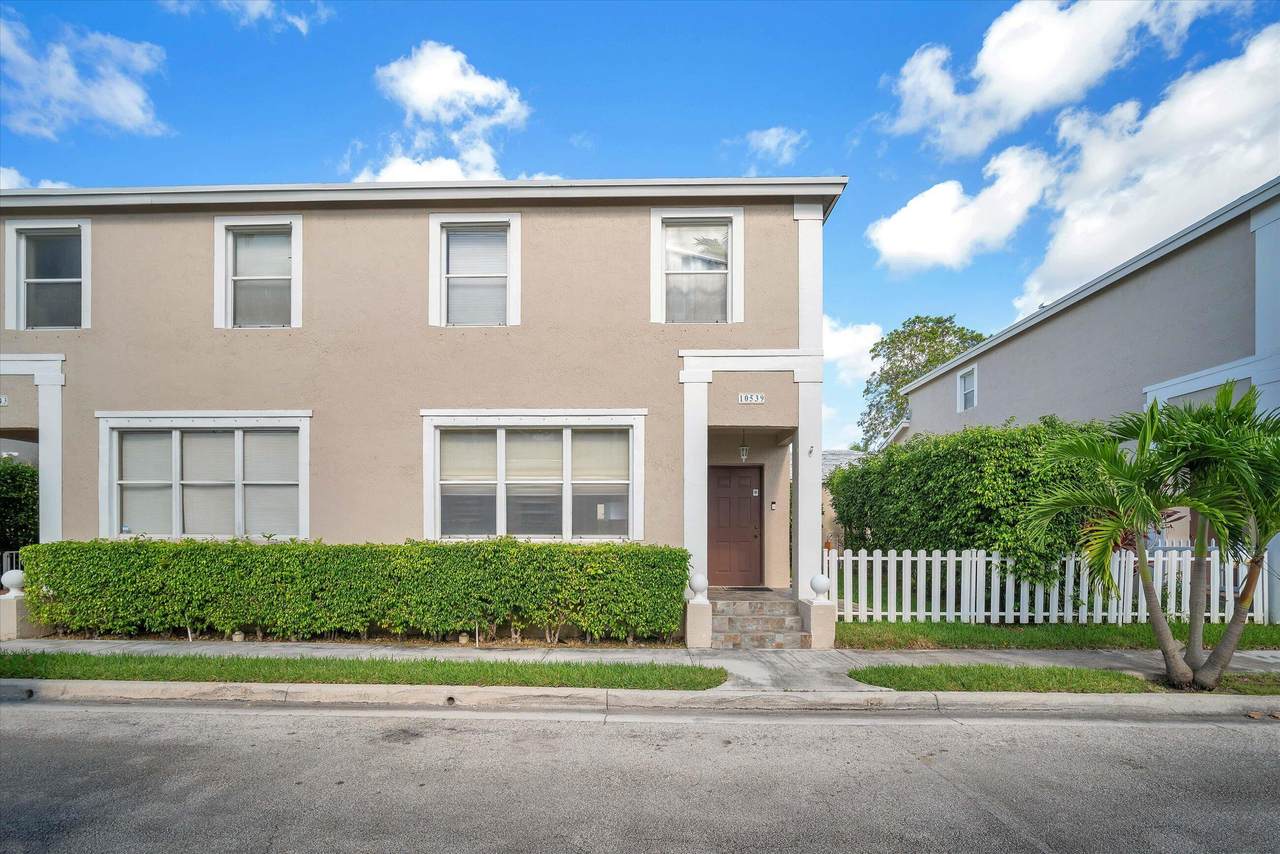 10539 57th Street - Photo 1