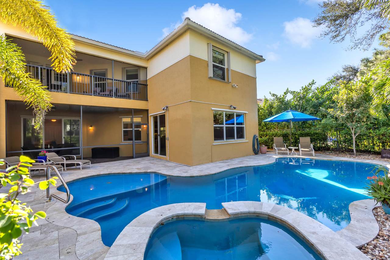 7955 Emerald Winds Circle - Photo 1
