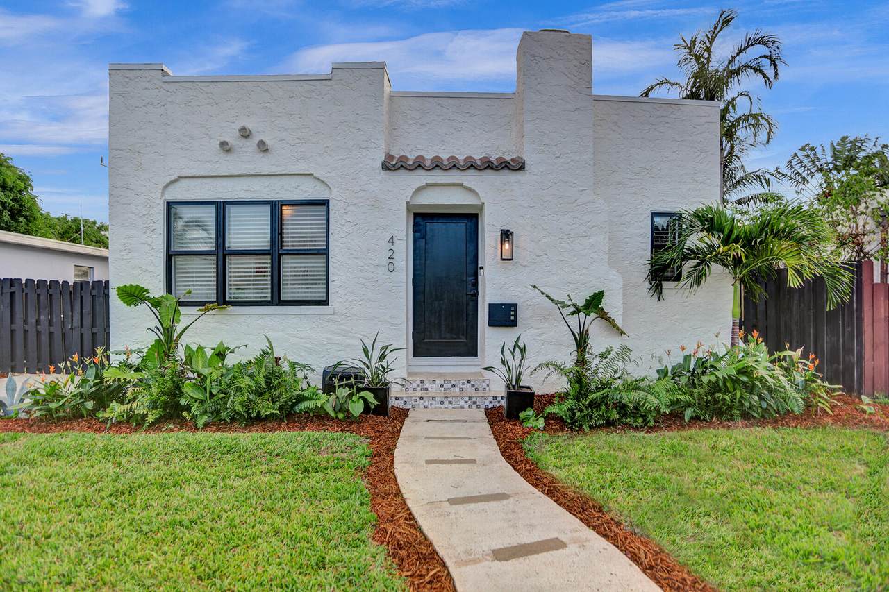 420 Monroe Drive - Photo 1