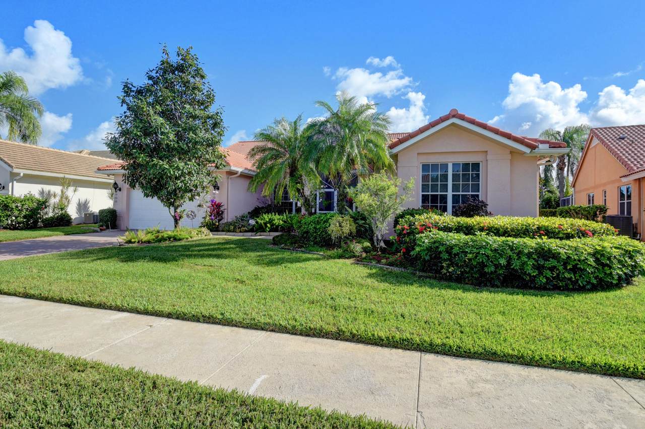 7776 Bridlington Drive - Photo 1