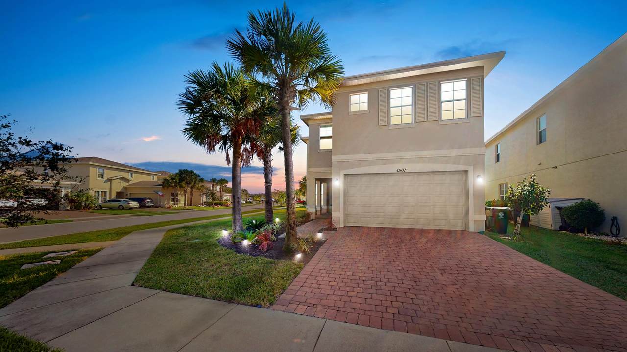 1501 Cataluna Circle - Photo 1
