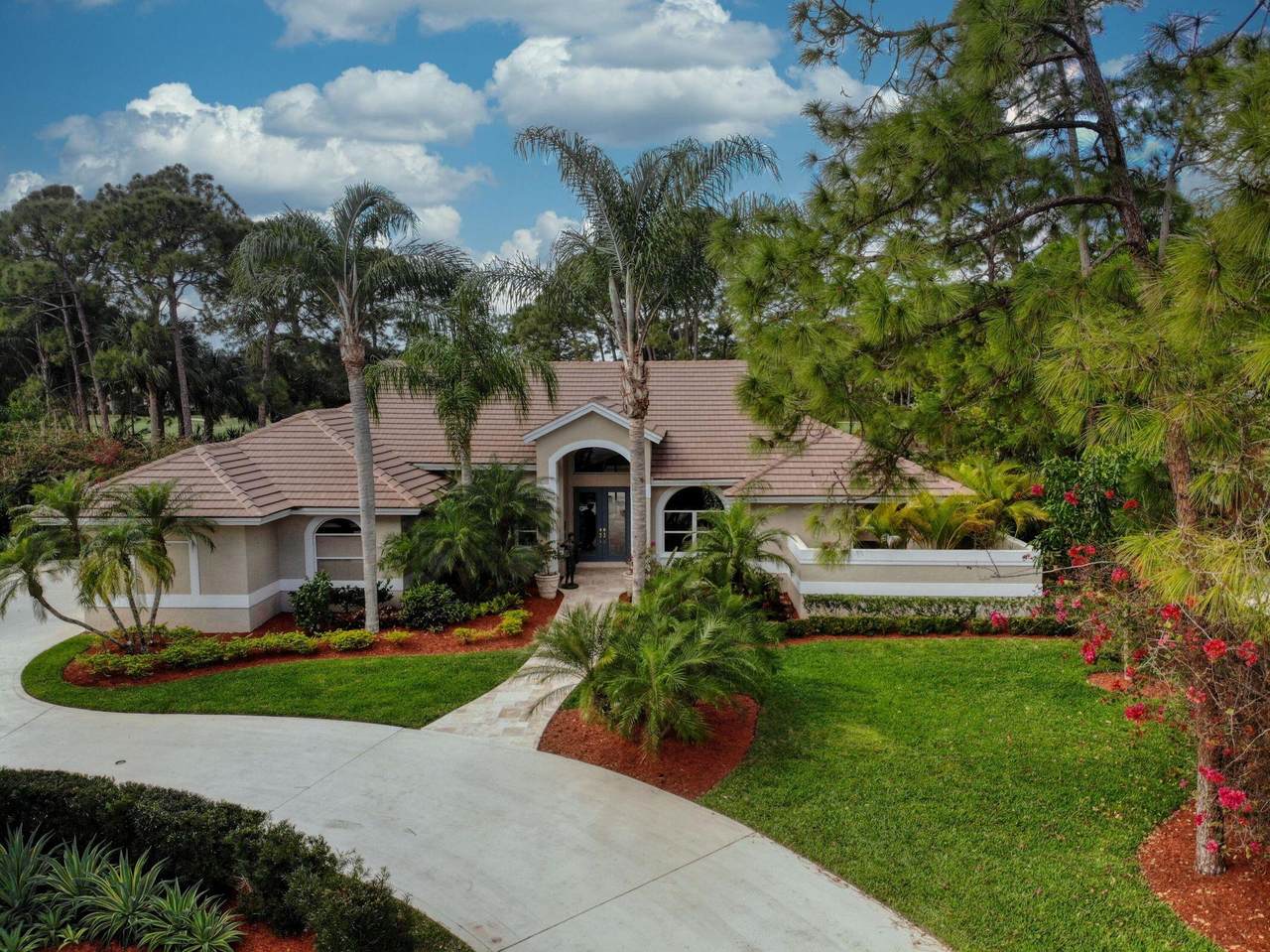 7289 Reserve Creek Drive - Photo 1
