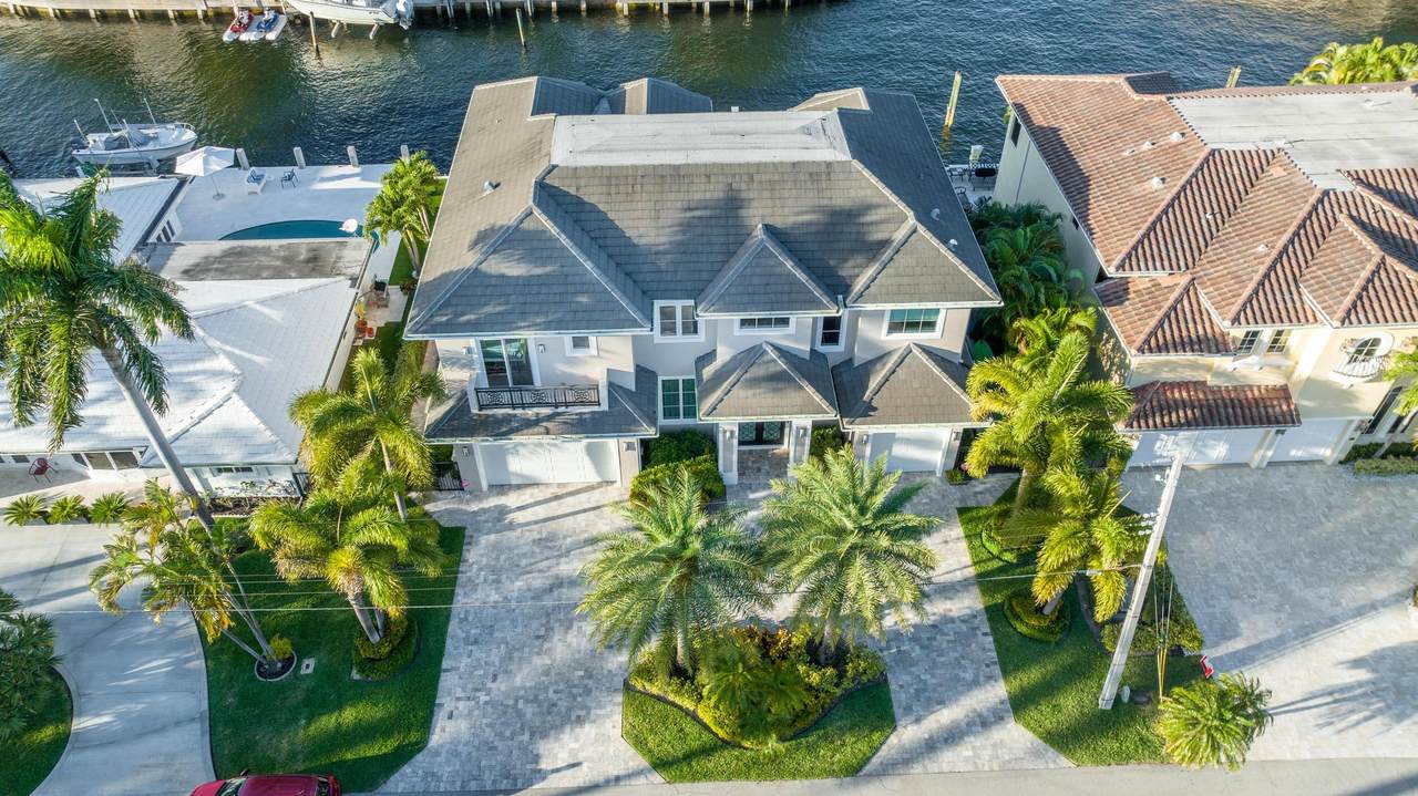 761 Marine Drive - Photo 1