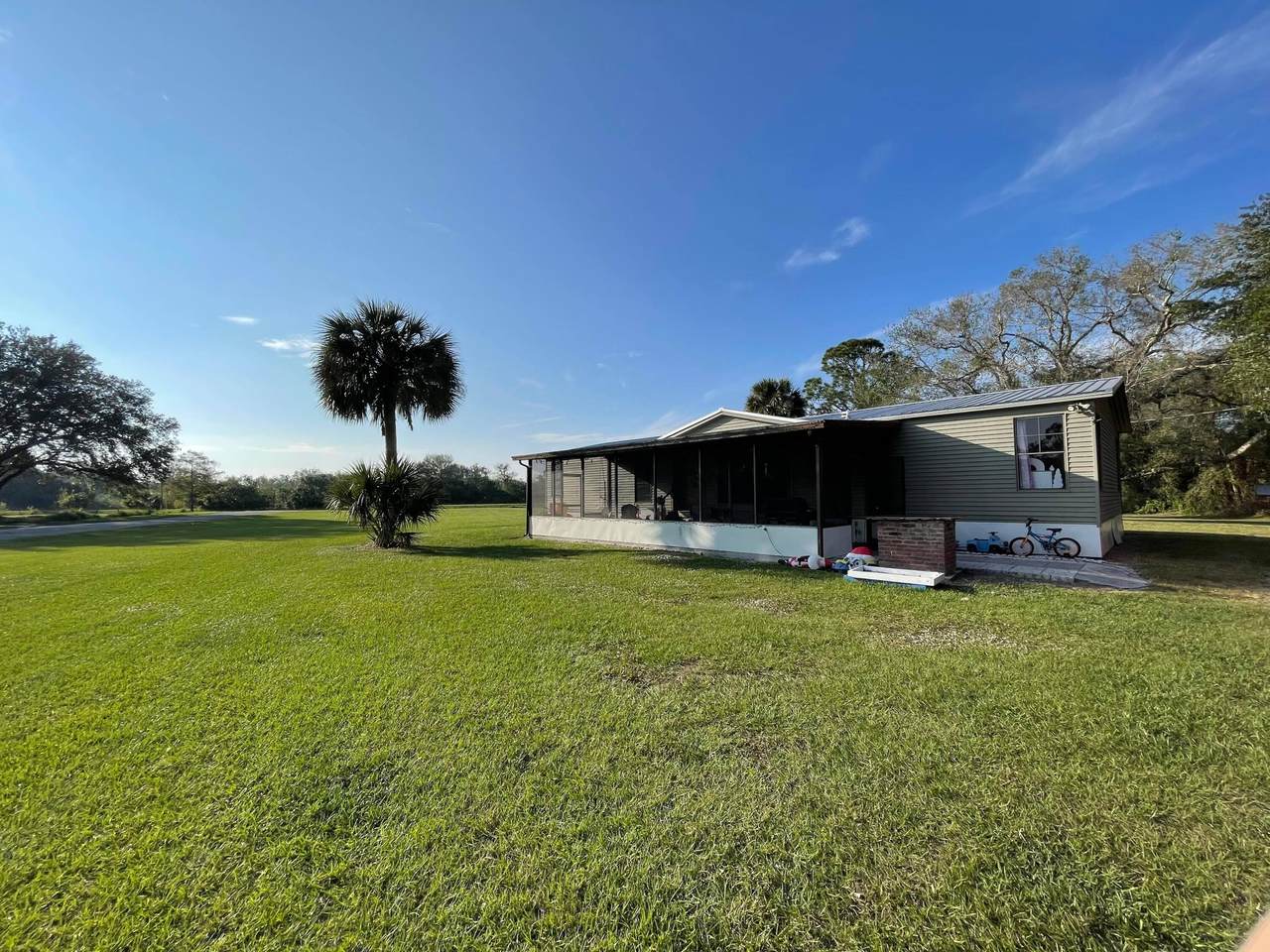 18925 90th Lane - Photo 1