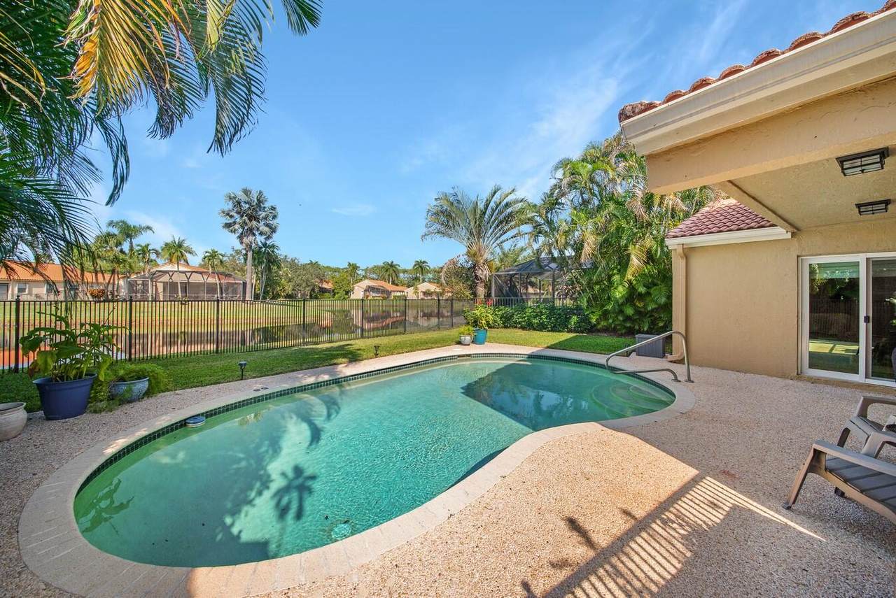 8411 Nadmar Avenue - Photo 1