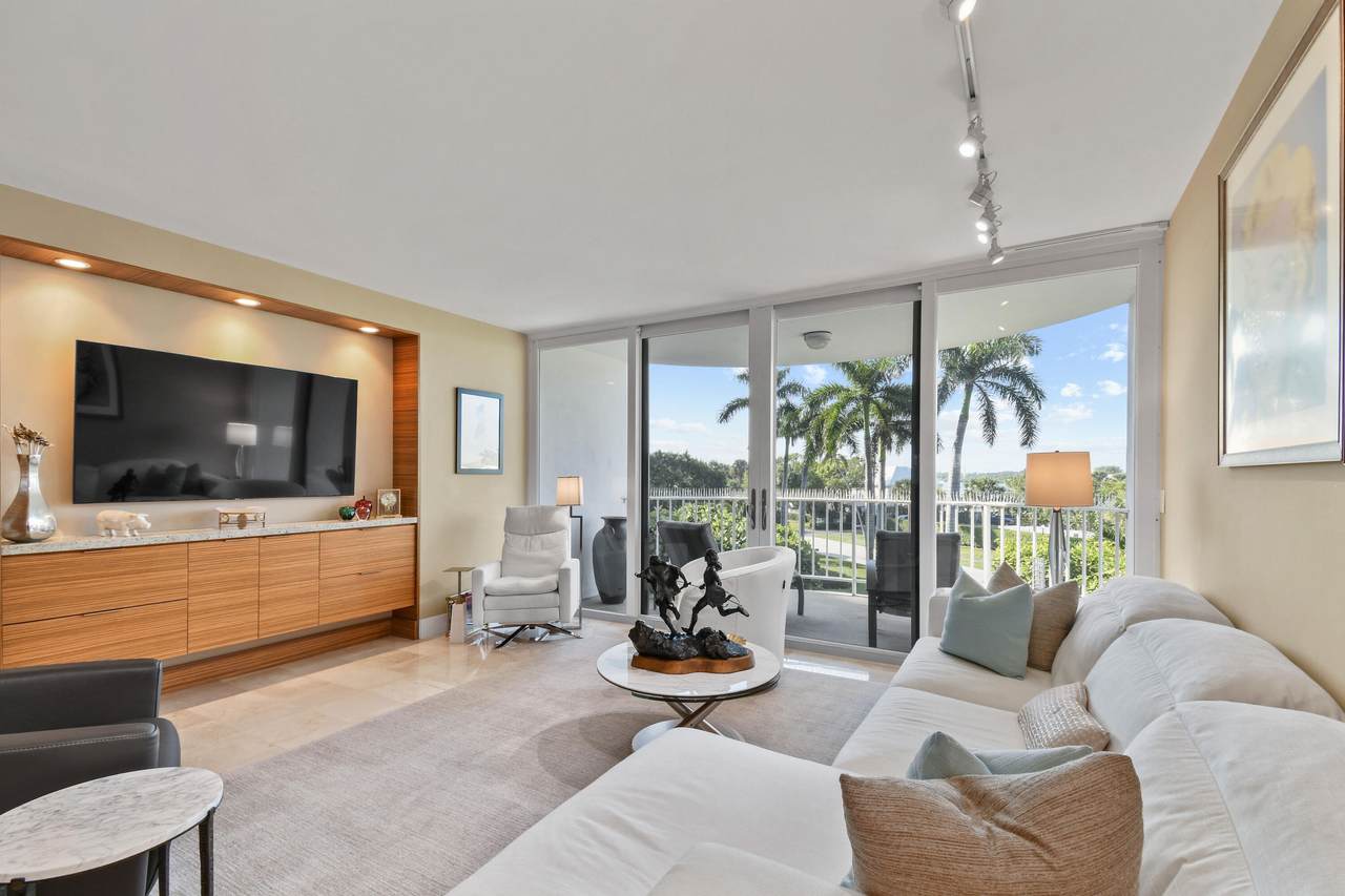 2295 Ocean Boulevard - Photo 1