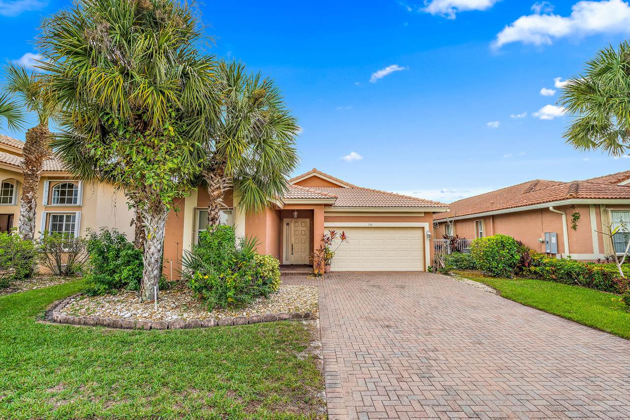 110 Catania Way - Photo 1