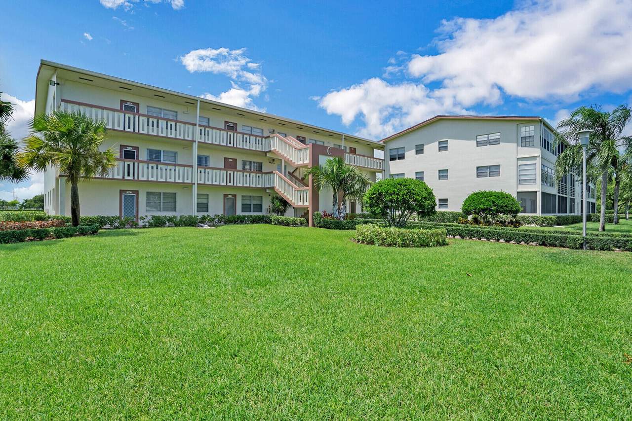 101 Preston C - Photo 1
