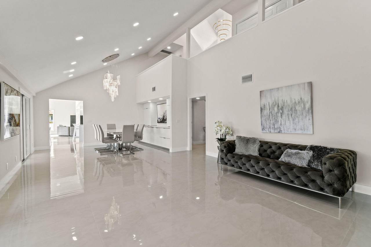 9048 Perth Road - Photo 1