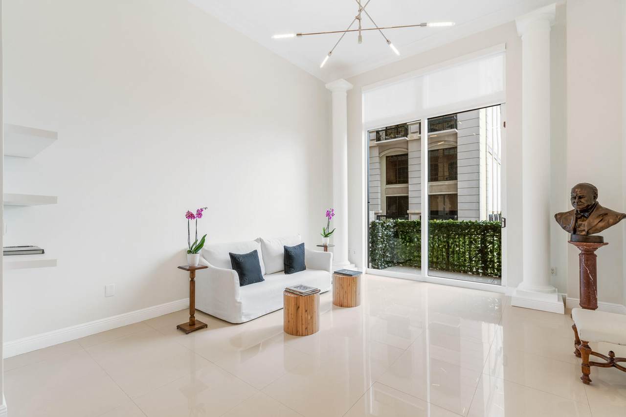 701 Olive Avenue - Photo 1
