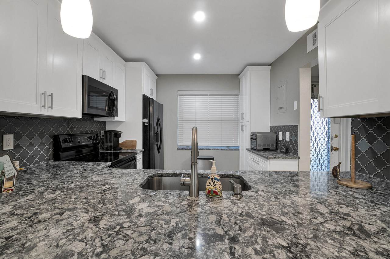 921 Gardenia Drive - Photo 1