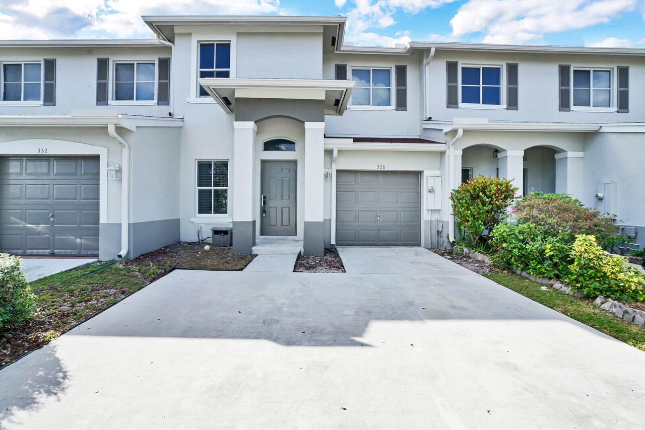 328 Palm Villas Way - Photo 1